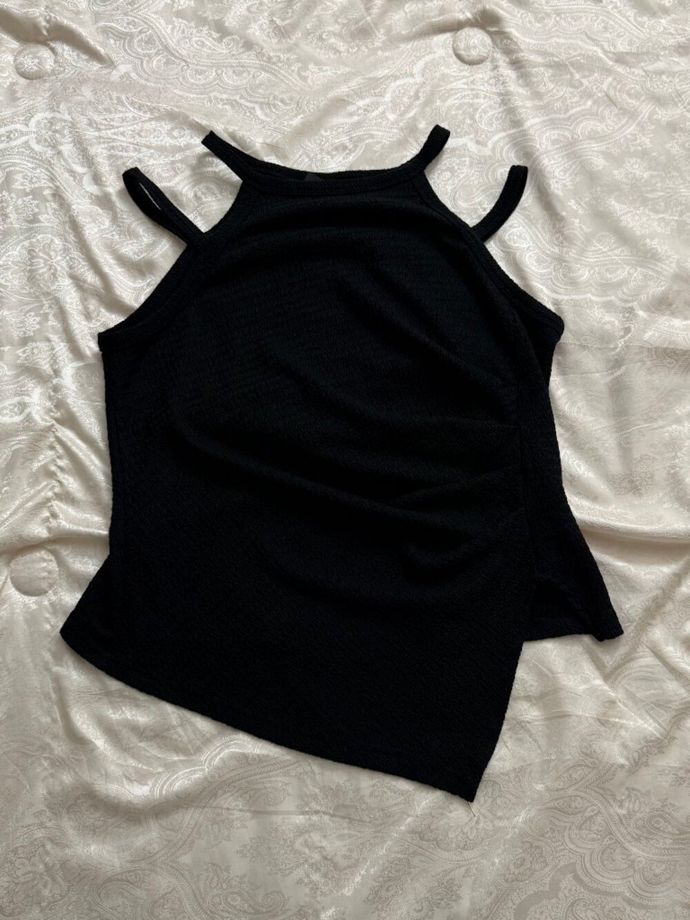 Emery Rose Black Textured Cold-Shoulder Crop Top – Size XL